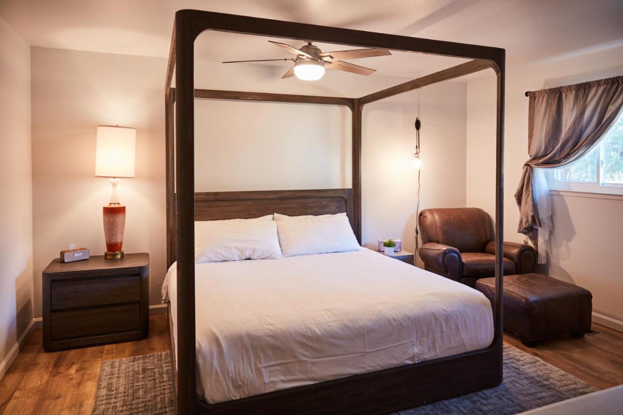 Bed And Barrel At Stonehouse Cellars Bed & Breakfast Clearlake Oaks Dış mekan fotoğraf